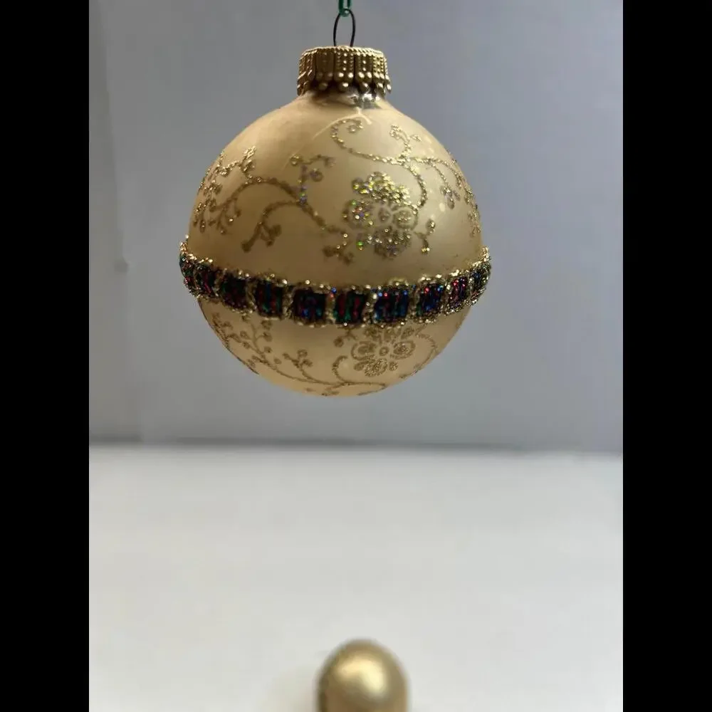 Vintage Christmas‎ Ornaments